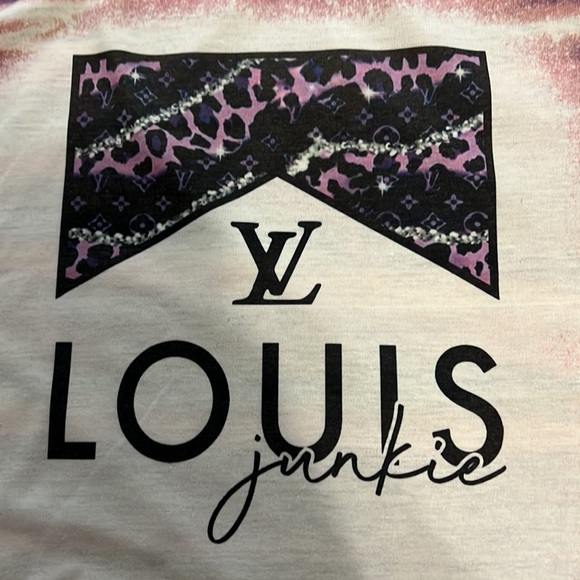 Custom Tee - Picture 3 of 4